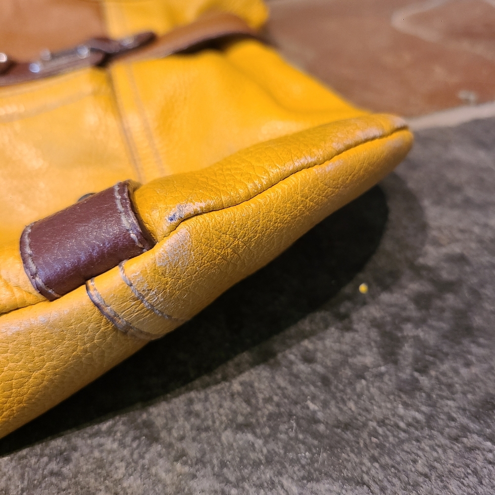 Tignanello Mustard Yellow and Brown Leather Purse/Shoulder Bag Multi Conpartment - Picture 5 of 14